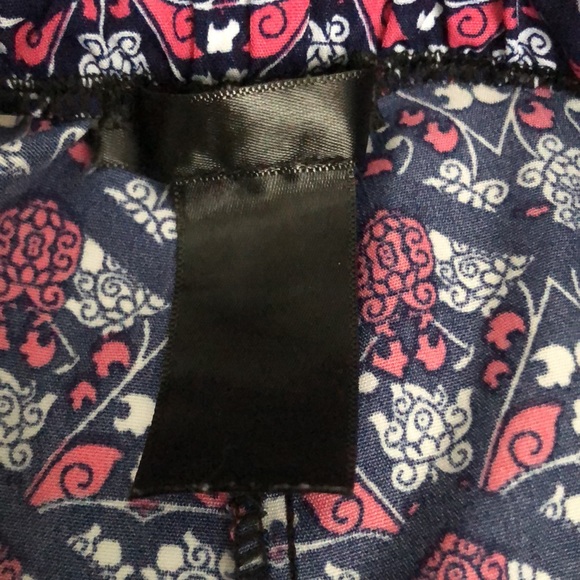 2 for $15 Two pairs of girls lightweight boho flowy shorts. - Picture 4 of 8